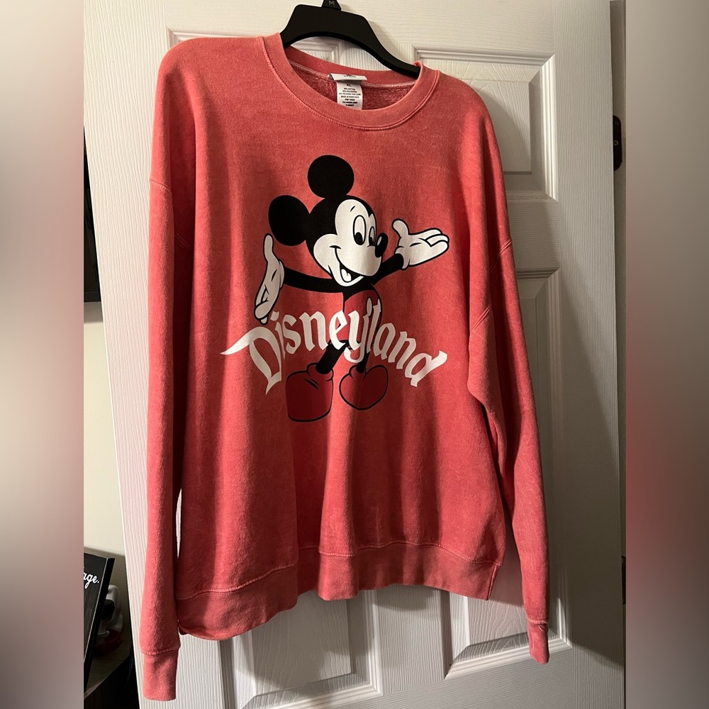 Disneyland Crew Sweatshirt!